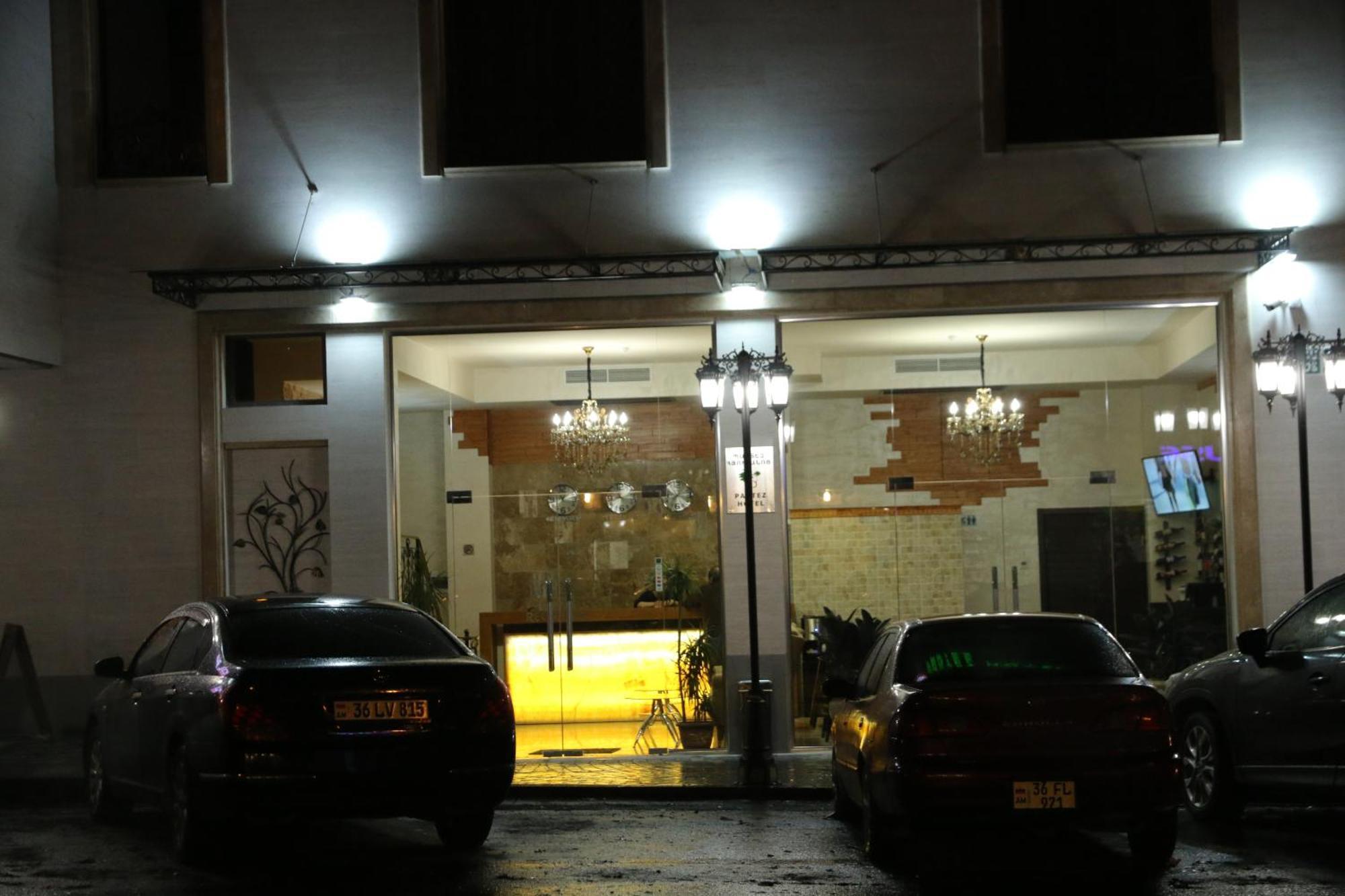 Hotel Partiez Γιερεβάν Εξωτερικό φωτογραφία