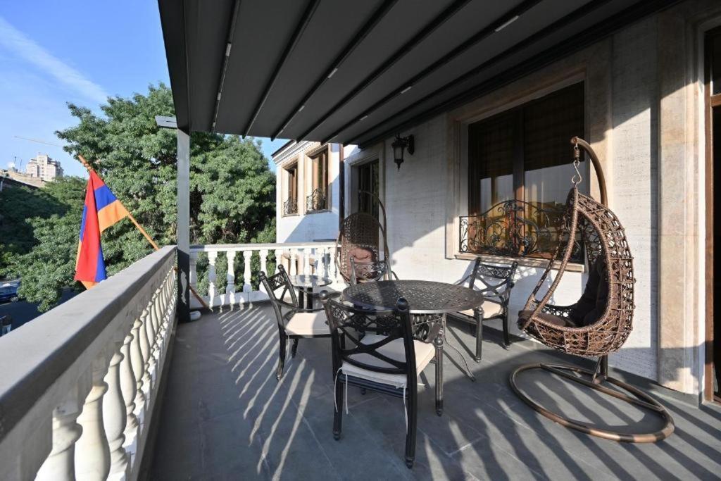 Hotel Partiez Γιερεβάν Εξωτερικό φωτογραφία